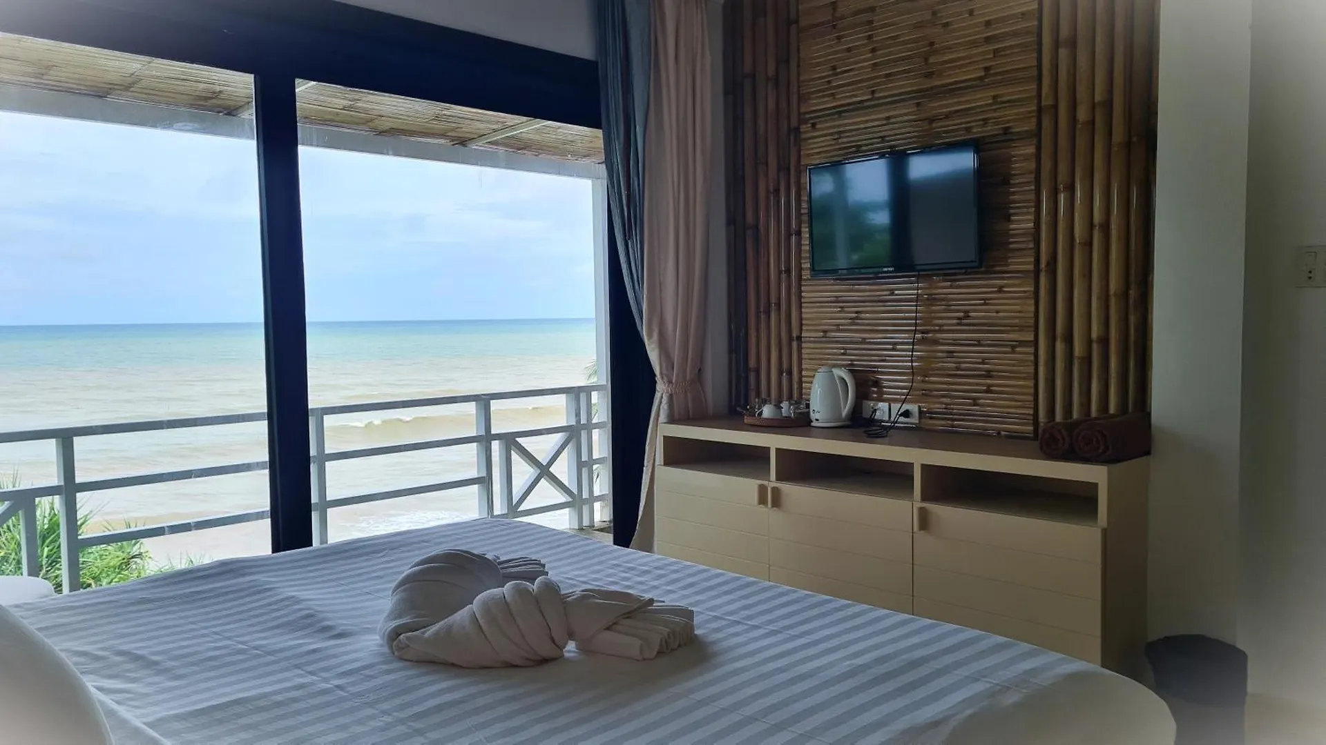 Moonlight Bay Resort Ko Lanta 4*,  Tajlandia