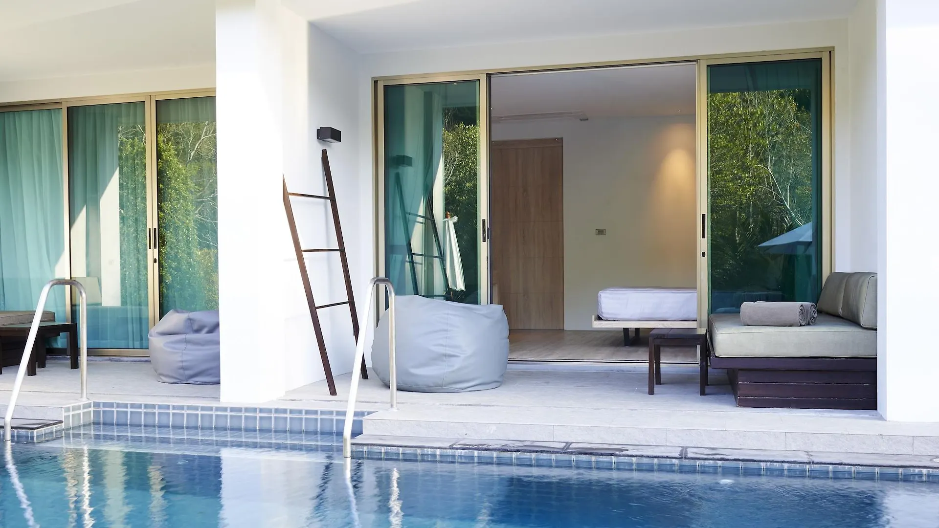 Moonlight Bay Resort Koh Lanta 4*,
