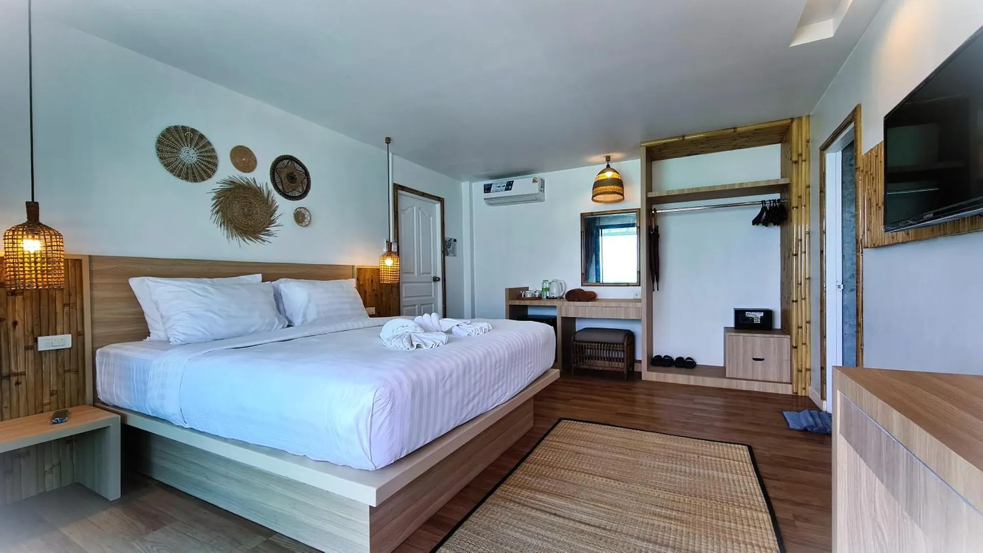 ****  Moonlight Bay Resort Ko Lanta Tailândia